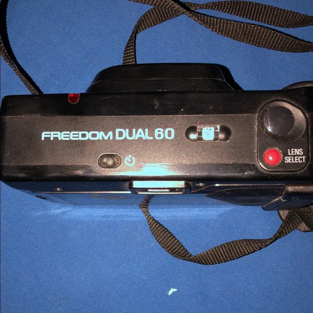 Black AF Camera freedom dual 60